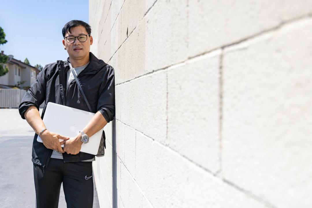 Los Angeles Filmmaker Films at War-Torn Thailand-Burma Border to Tell an Untold Story