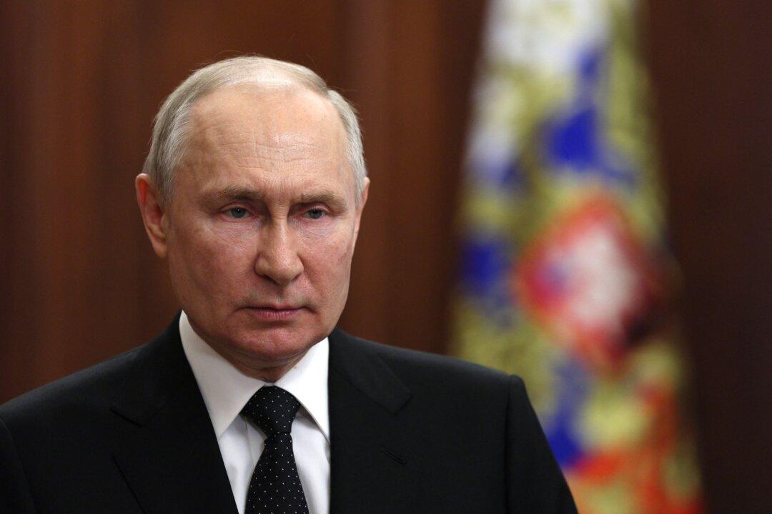 Putin Vows to Defend Russia from Armed Rebellion After Wagner Forces Occupy Military Installations in Rostov