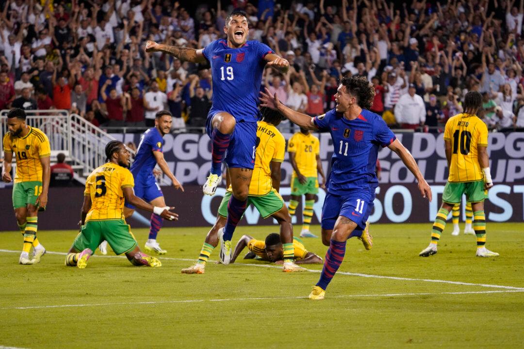 Vazquez’s 88th-Minute Goal Gives US 1–1 Draw Against Jamaica in CONCACAF Gold Cup Opener