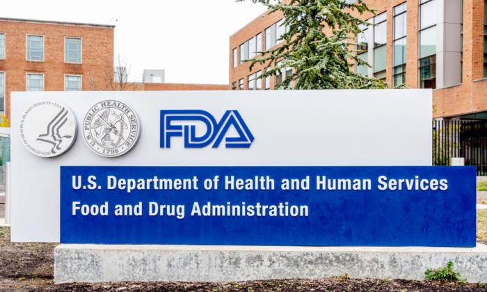 Experts Reveal ‘Major Shortcomings’ With FDA Analysis of Safety Outcomes in COVID-19 Vaccinated Recipients