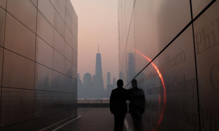 Smoke Hangs Over US Midwest, East, Hurting Air Quality