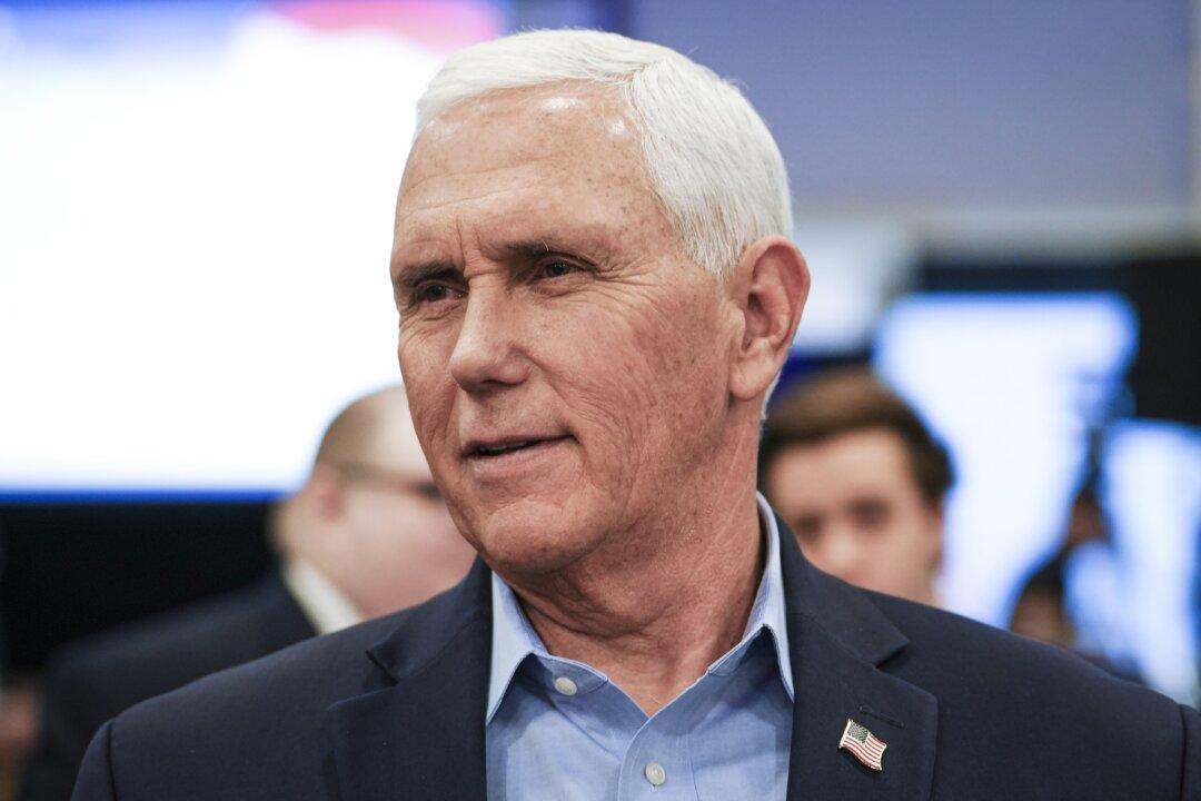 Questioned by Iowa Critic, Pence Strongly Defends Actions on Jan. 6