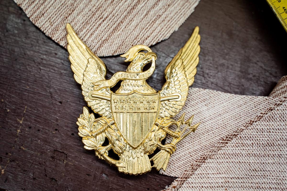 An eagle insignia that would have been typical of 1880s-era cavalry. (Samira Bouaou/The Epoch Times)
