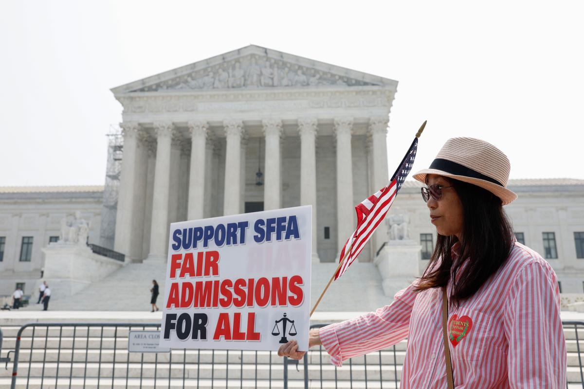 Supreme Court’s Affirmative Action Ruling Draws Celebration and Criticism