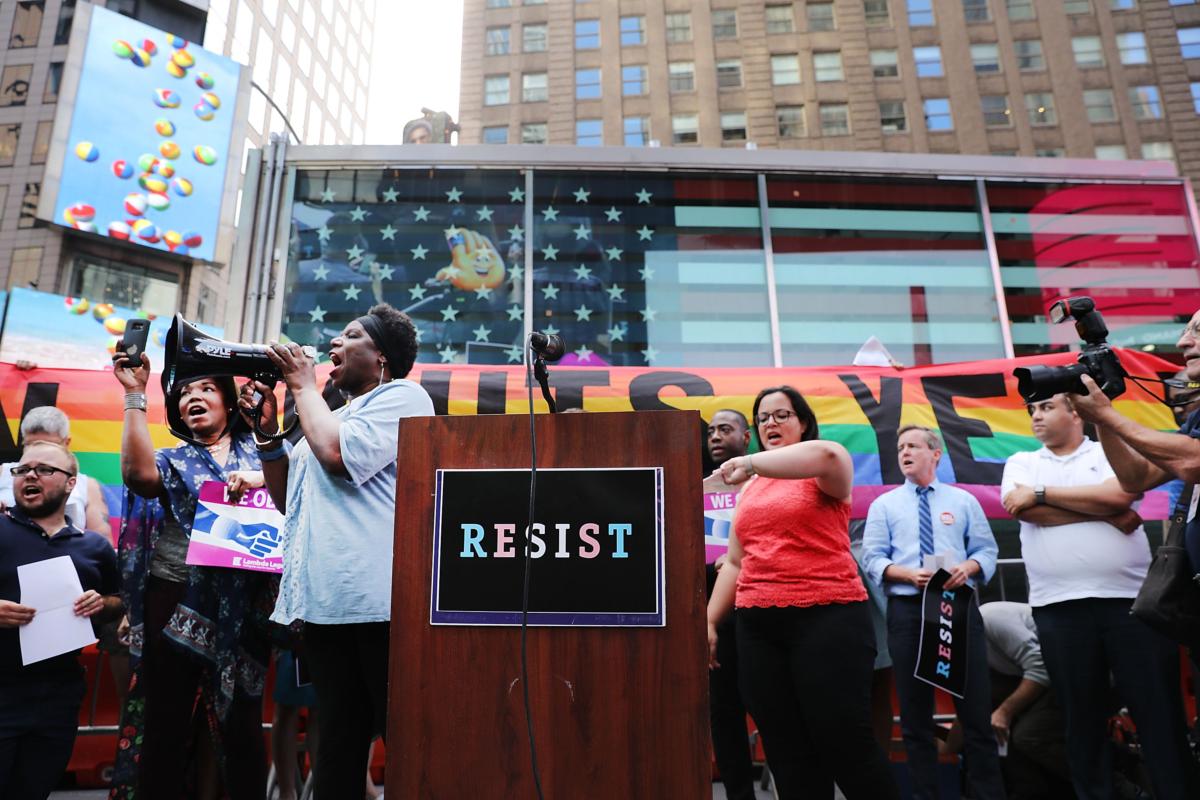 Transgender Army veteran Tanya Walker speaks to protesters upset about a reinstated ban on transgender service members in the U.S. military near a military recruitment center in Times Square in New York on July 26, 2017. (Spencer Platt/Getty Images)