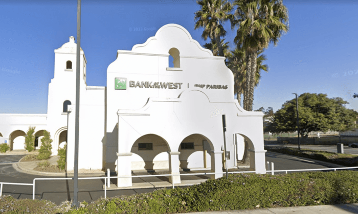 Man Pleads Guilty to Robbing Same San Diego Bank He Robbed 12 Years Ago