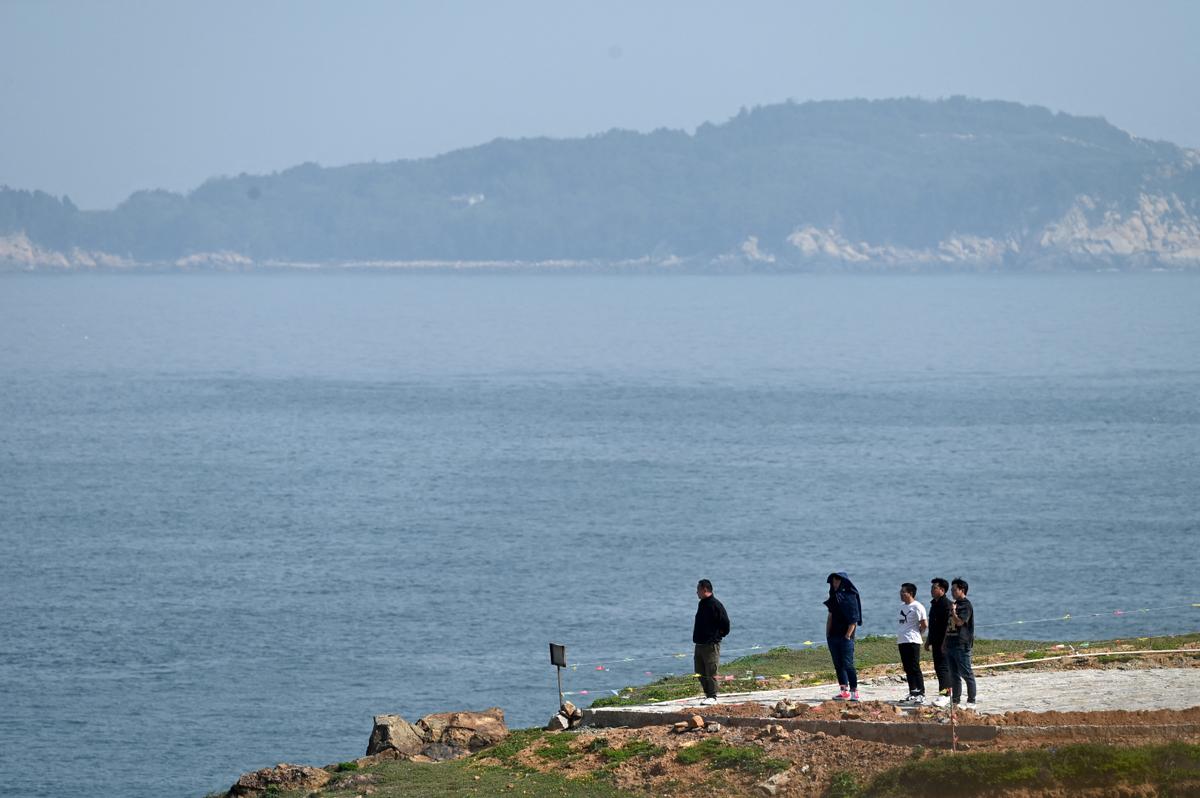 Taiwan Says 11 Chinese Aircraft Crossed the Taiwan Strait Median Line