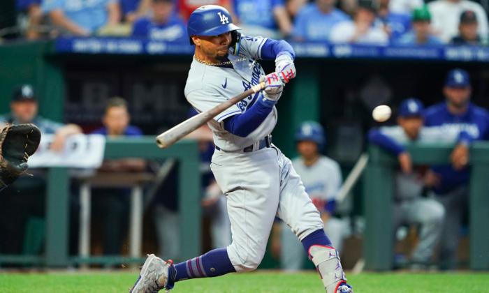 Mookie Betts Blasts Two Homers as Dodgers Dump Royals