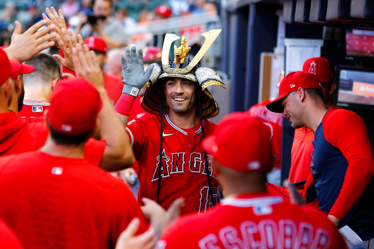 Angels Use 3 Solo Homers to Cool Off MLB-Leading Braves With 4–1 Victory; Ohtani Goes 2 for 3