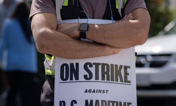 Union Warns Against Ottawa Interfering in BC Port Workers Strike as Talks Continue