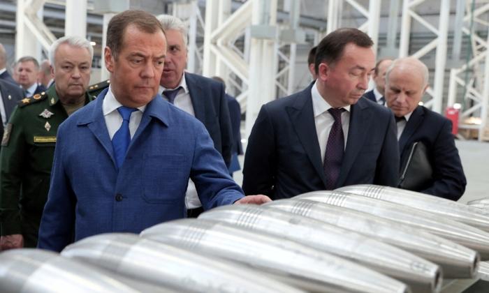 Russia's Medvedev Says Standoff With West to Last Decades, Ukraine Conflict 'Permanent'