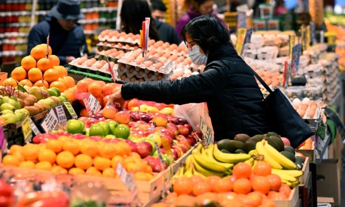 Inflation Eases Slightly to 4.9 Percent in October Ahead of Rate Rise Decision