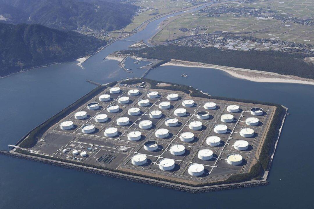 Oil Steadies Ahead of US Inflation Data