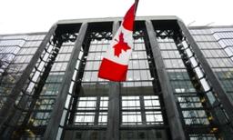 Bank of Canada Holds Key Rate at 5%, Ready to Hike Again if Needed