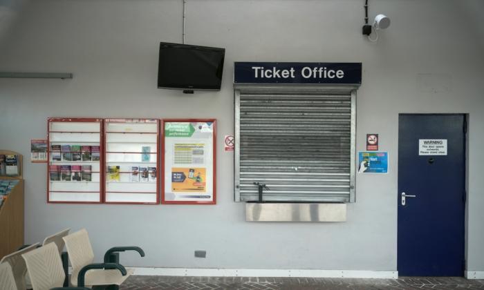 Train Firms Plan Mass Closure of Ticket Offices in England