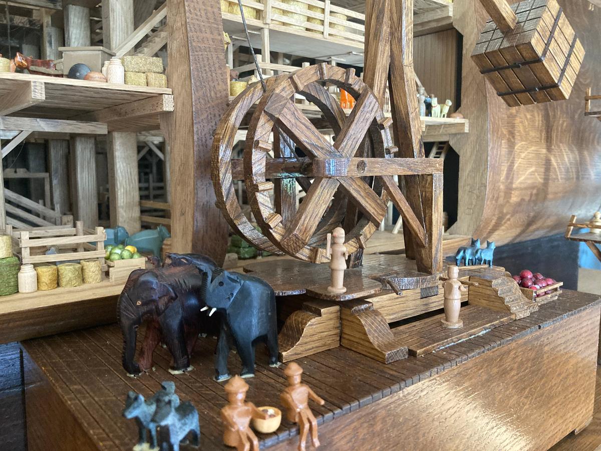 The model of Noah's Ark features an animal-powered lift, as spoken of in the Bible. (Courtesy of <a href="https://www.instagram.com/hiskidscompany/">Megan Jenkins</a>)