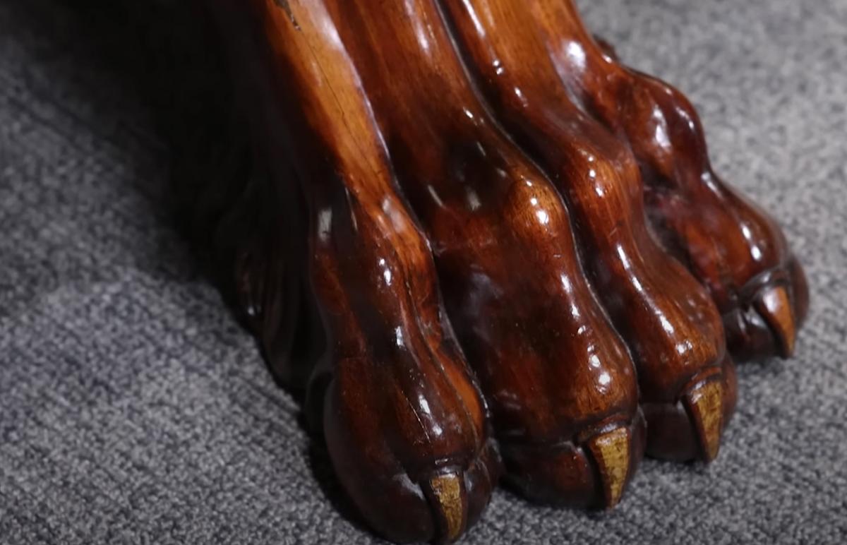 The base of the desk features lion's feet whose claws are inlaid with boxwood. (Courtesy of <a href="https://rauantiques.com/">M.S. Rau, News Orleans</a>)