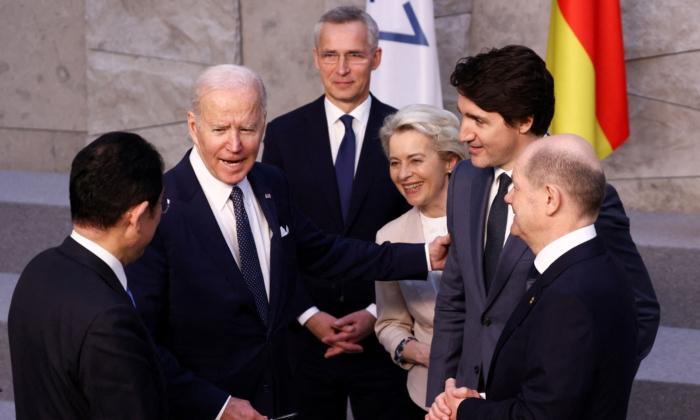 ‘We Do Not Support’: World Leaders Turn Against Biden for Giving Ukraine Cluster Munitions