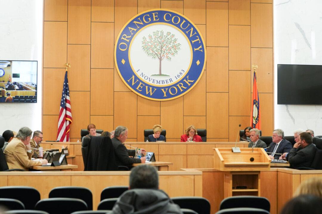 Orange County Legislators to Consider 7th Redistricting Map at Special Sessions