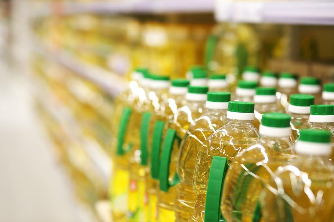 Soybean Oil-Rich Diet Can Hurt Your Gut Health, Potentially Leading to Colitis: Study