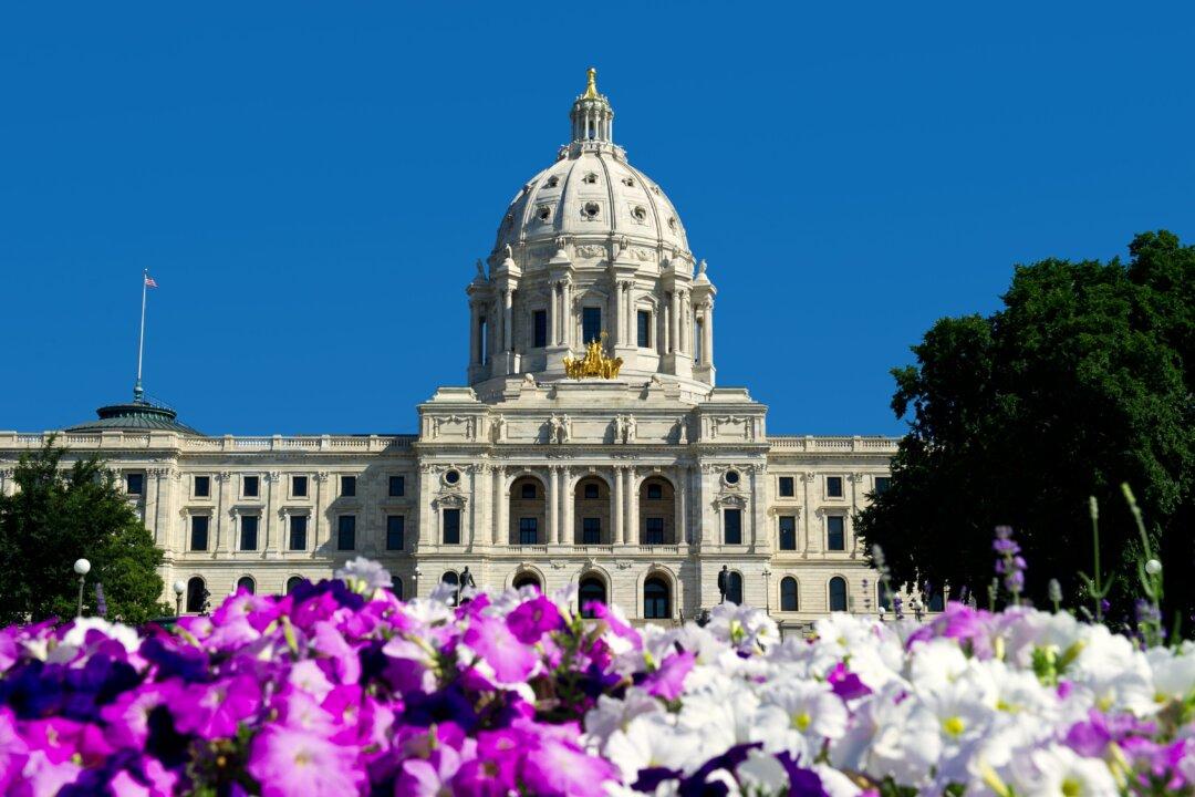 Minnesota Officials Say Error in Tax Cut Bill Could Cost Taxpayers $352 Million, but Promised a Fix