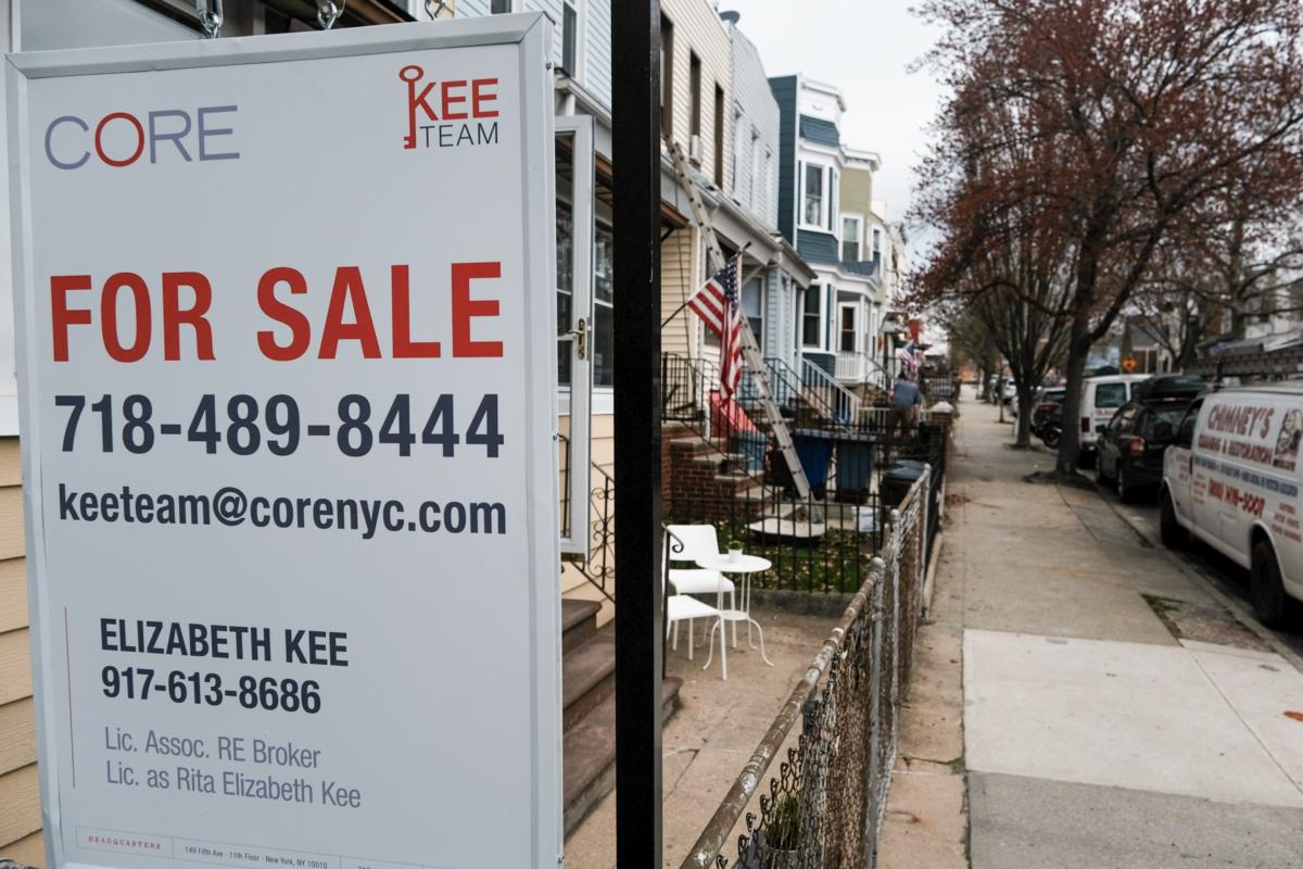 A home stands for sale in a Brooklyn neighborhood with a limited supply of single family homes in New York on March 31, 2021. (Spencer Platt/Getty Images)