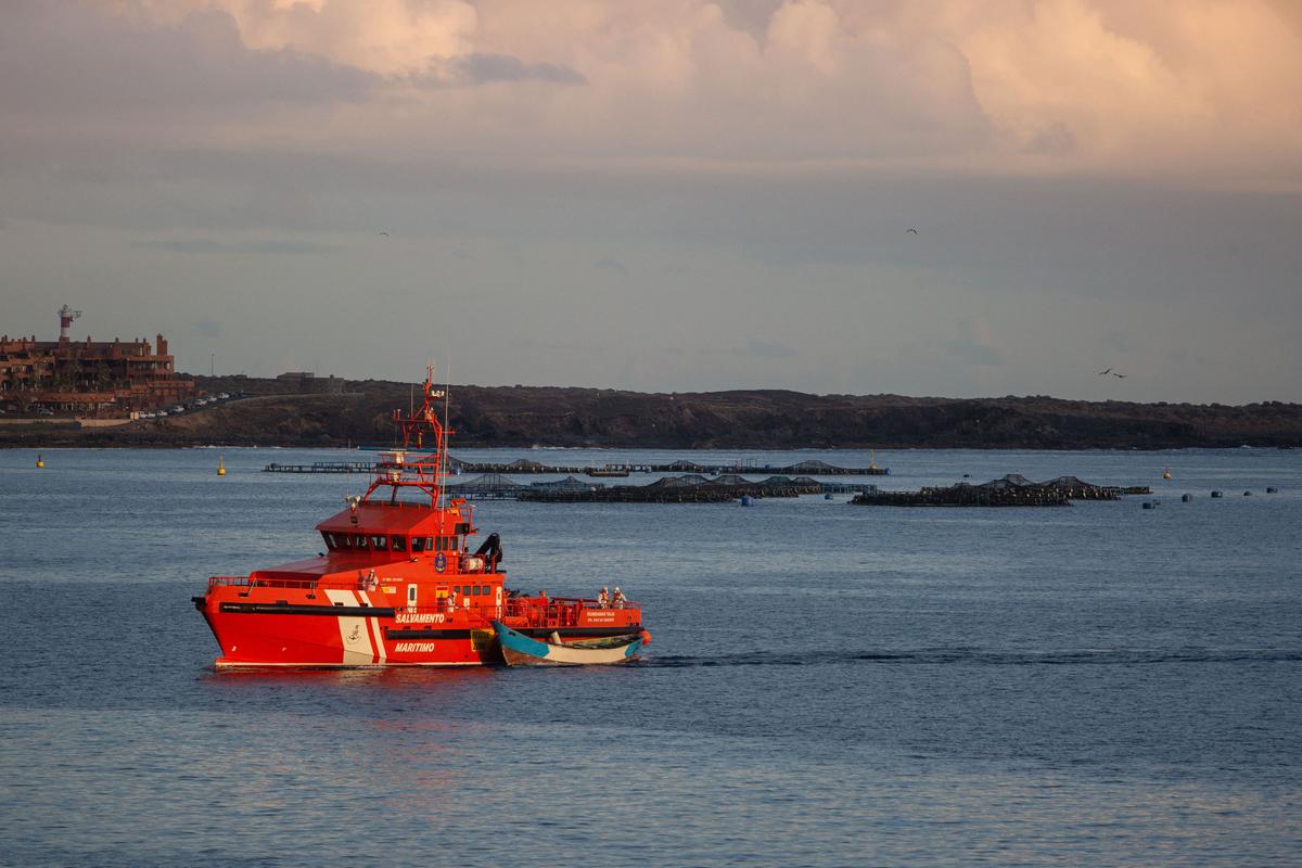 Spain Rescues 86 People Near Canary Island, but Scores of Migrants From Senegal Remain Missing