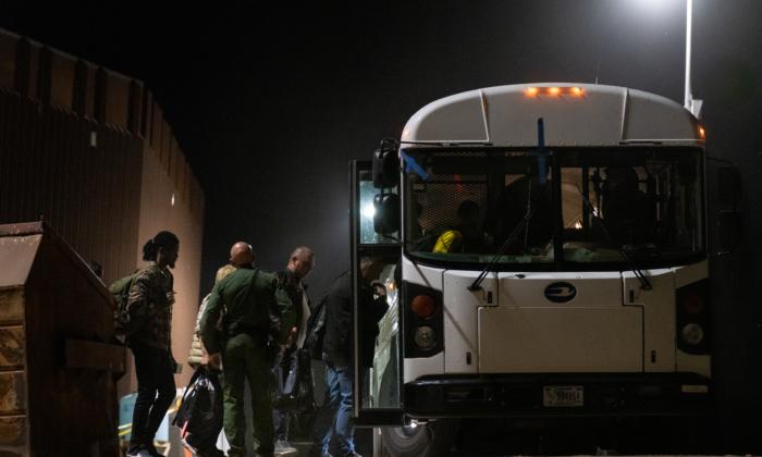 Biden Program Allowing Migrants From Venezuela, Other Countries Challenged in Texas Court