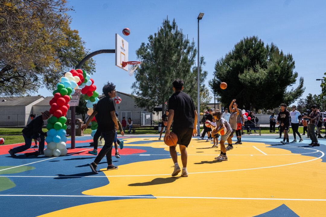 17-Year-Old Dies From Cardiac Arrest During Basketball Training