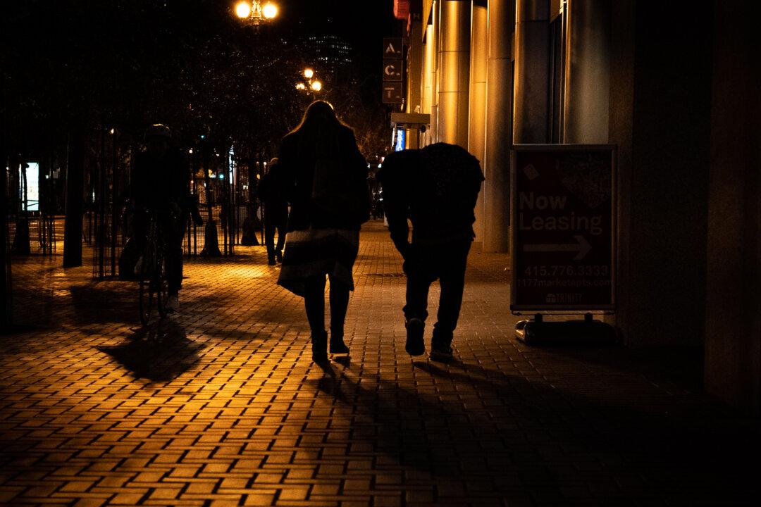 San Francisco Promotes Program to Pay for Homeless to Travel Home