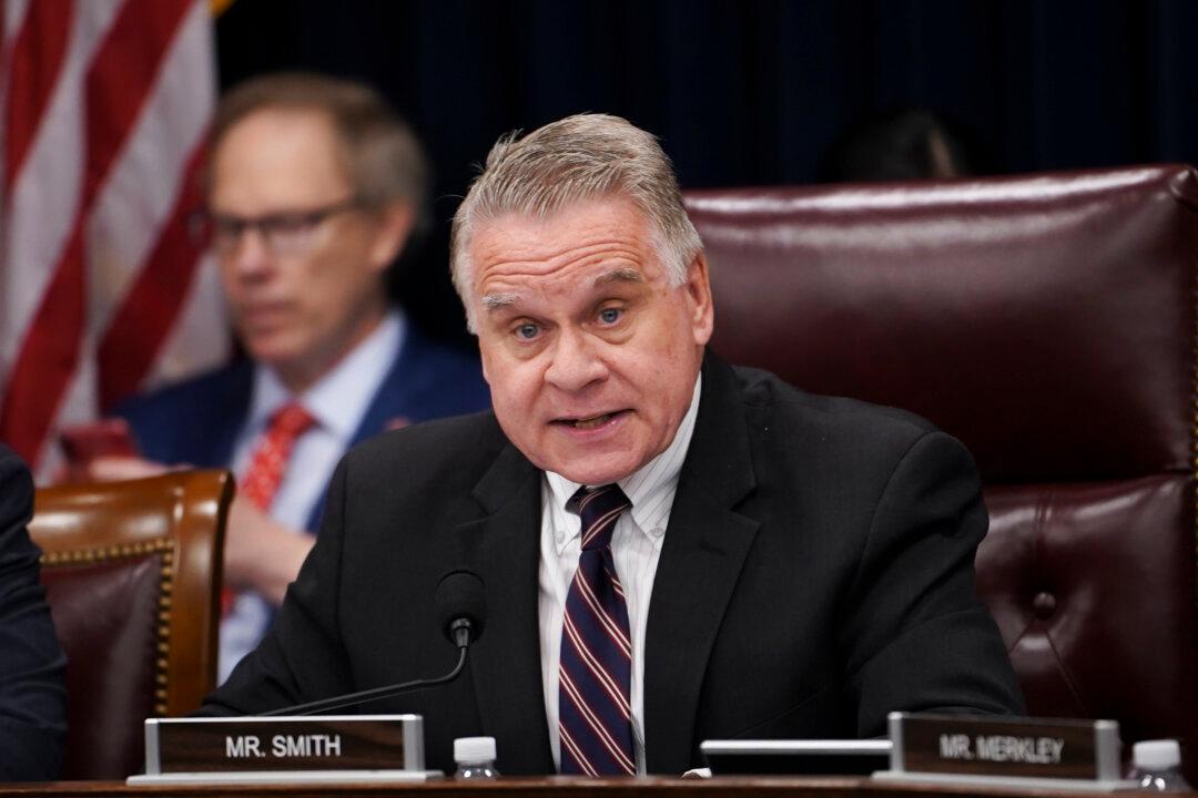 US Companies Aiding China’s Human Rights Violations Under Spotlight at Congressional Hearing