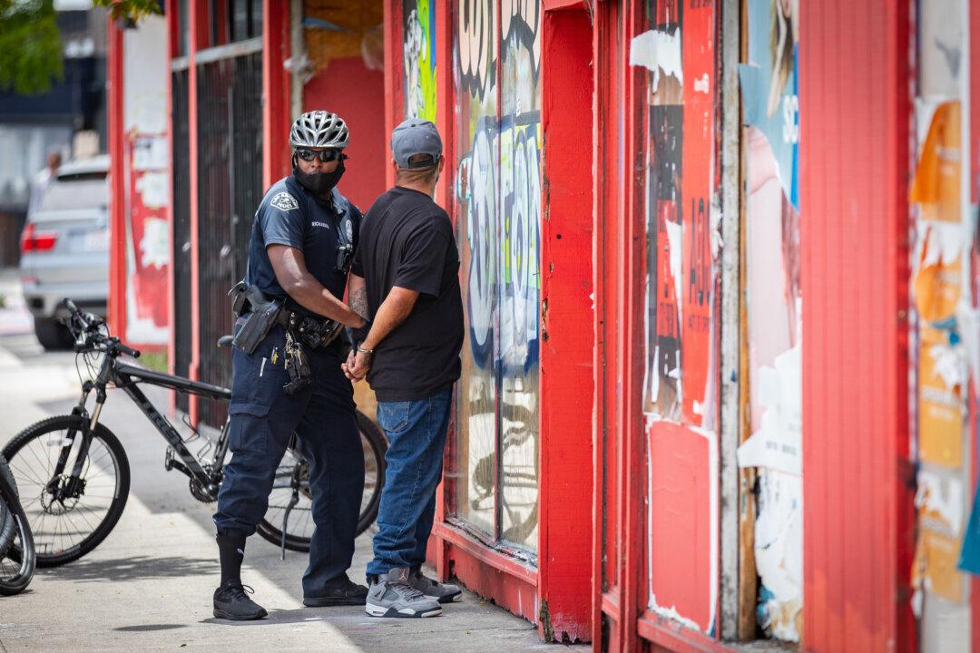 California Police Must Use Arrestees’ Preferred Pronouns When Posting Mugshots Under New Law