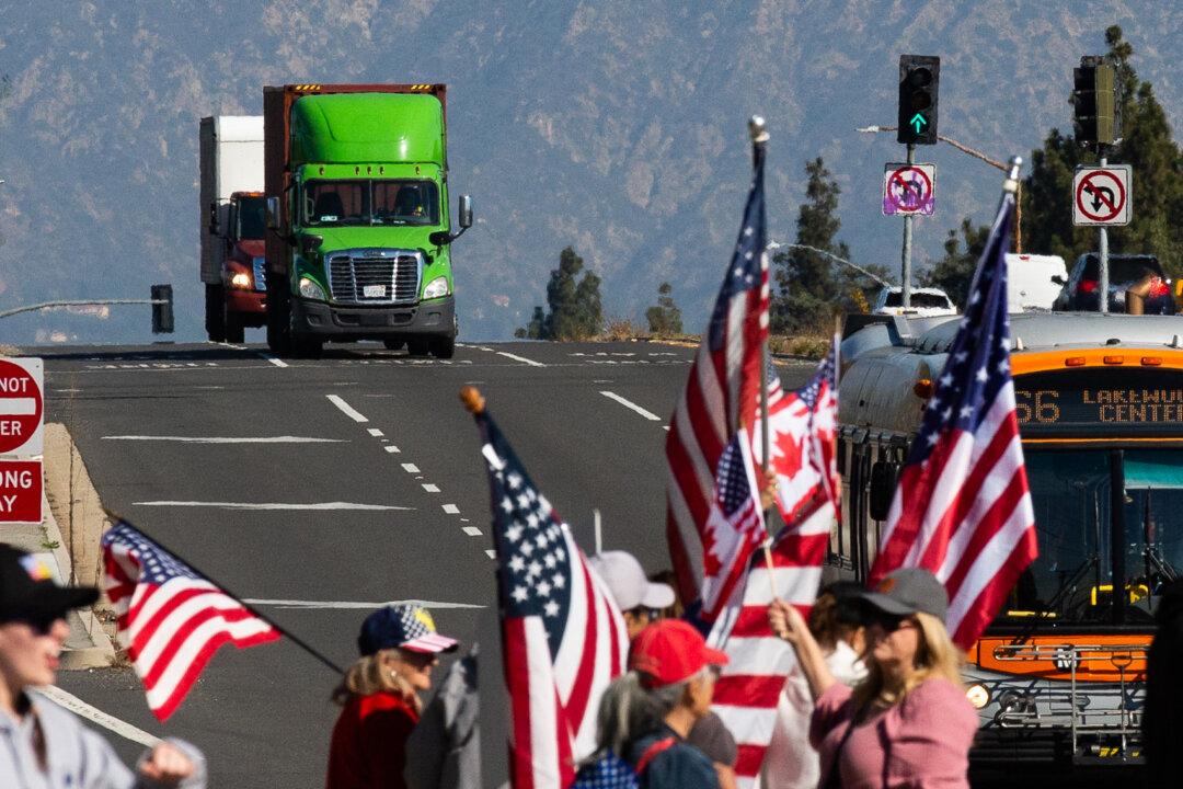 ‘Take Our Border Back’ Convoy Heads South to Rally for Border Security