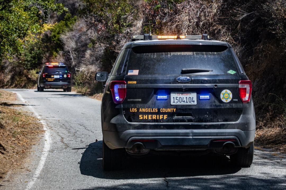 Sheriff’s Deputies Make Arrest After 2 Asians Assaulted in Southern California