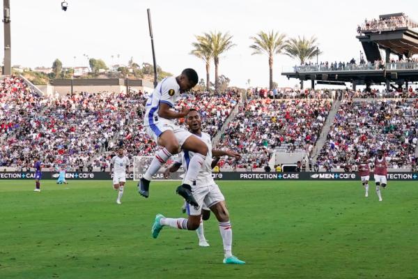 Panama defender Ivan Anderson, avove celebrates his goal with teammate forward Ismael Díaz during extra time of a CONCACAF Gold Cup semifinal soccer match against the United States in San Diego on July 12, 2023. (Gregory Bull/AP Photo)