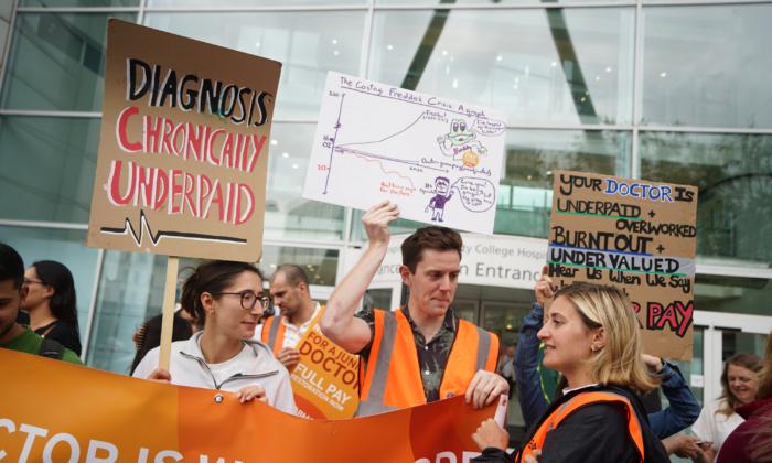 NHS Facing ‘Huge and Growing Risk’ as Junior Doctors Launch 5-day Strike