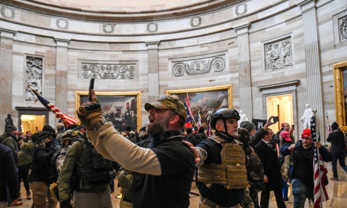 Oath Keepers’ Operations Chief Avoids Jail Time in Jan. 6 Case