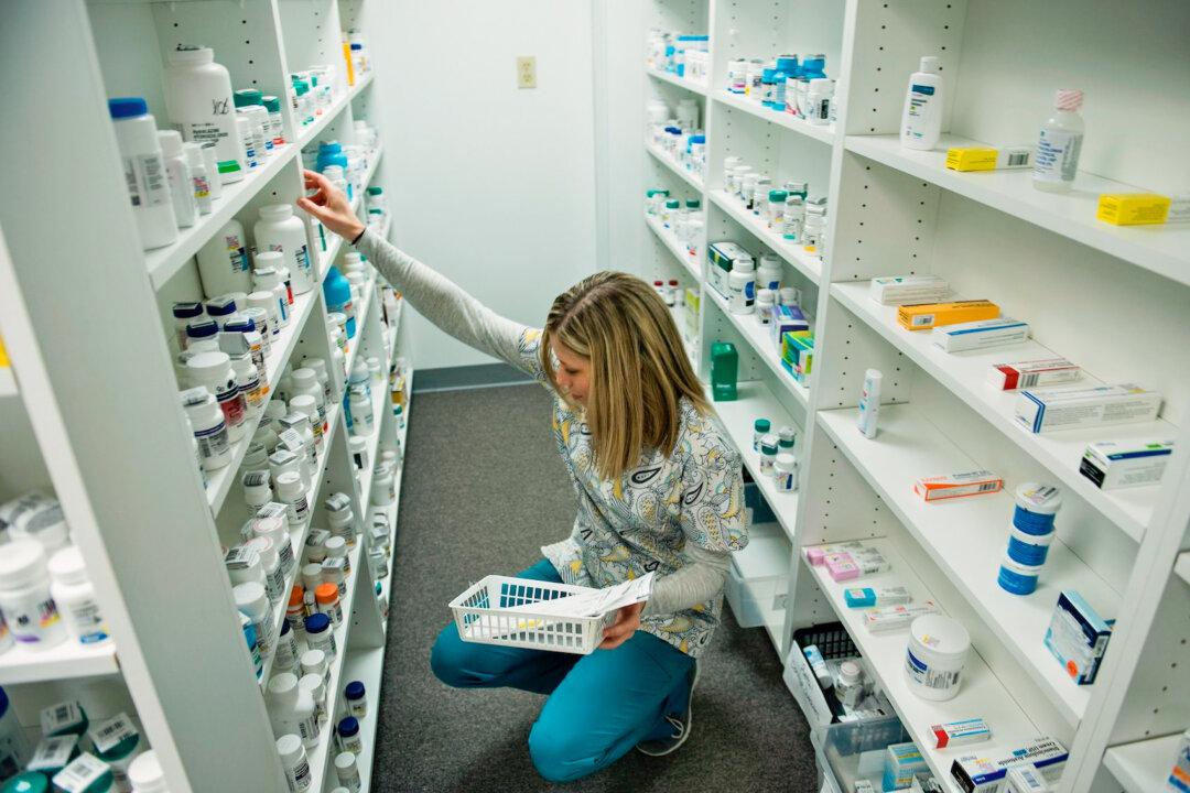 Chamber of Commerce Takes Legal Action to Halt Medicare Drug Price Negotiation Program