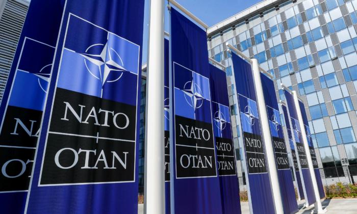 Senators Reintroduce Bipartisan Bill to Block the US President From Leaving NATO