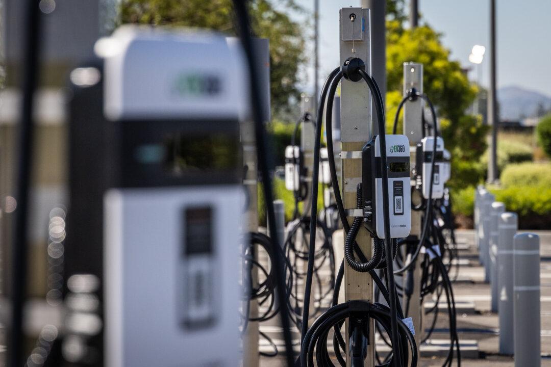 Zero Public EV Chargers Built Since Congress Approved $7.5 Billion to Expand Network