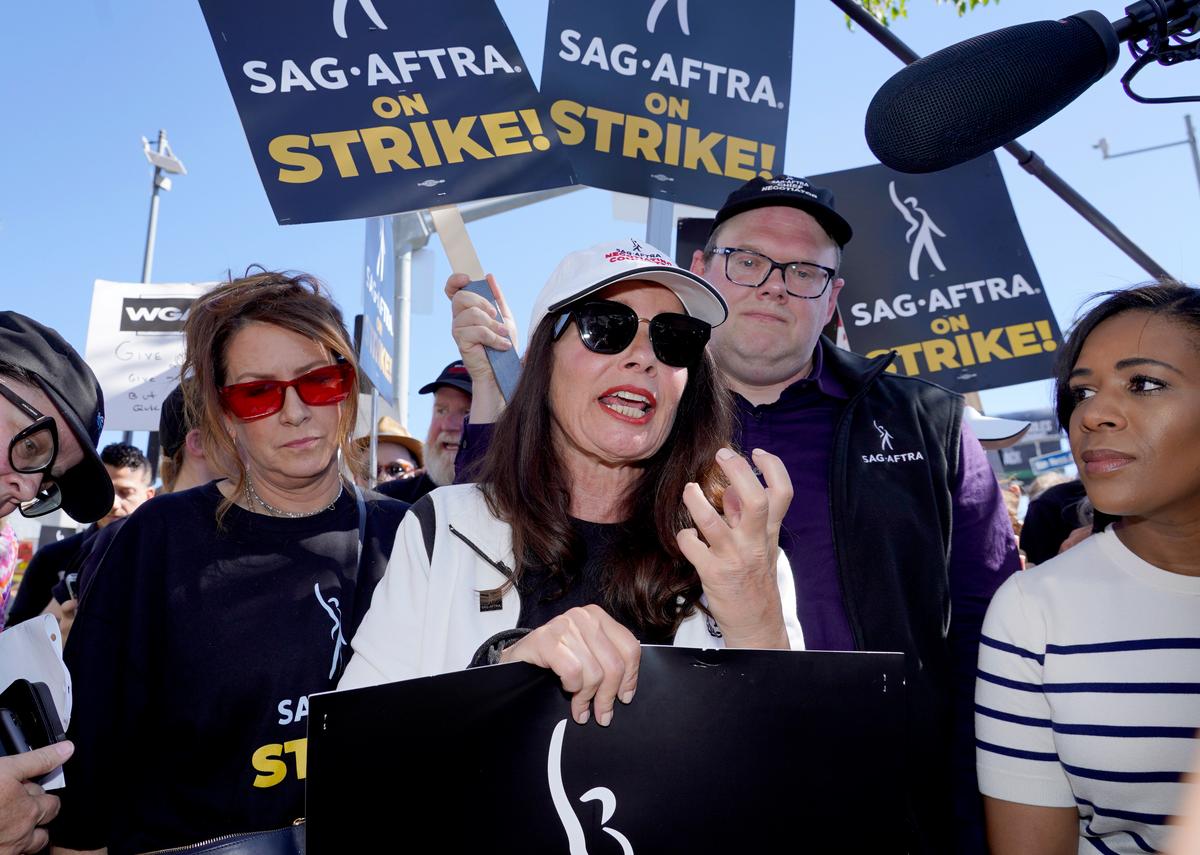 Movie and TV Stars Join Picket Lines in Fight Over the Future of Hollywood
