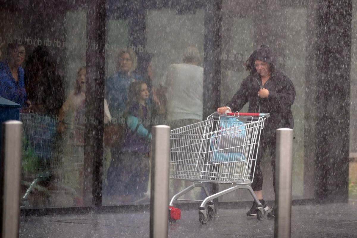 UK Battered by Wind and Rain as Met Office Issues Weekend Weather Warnings
