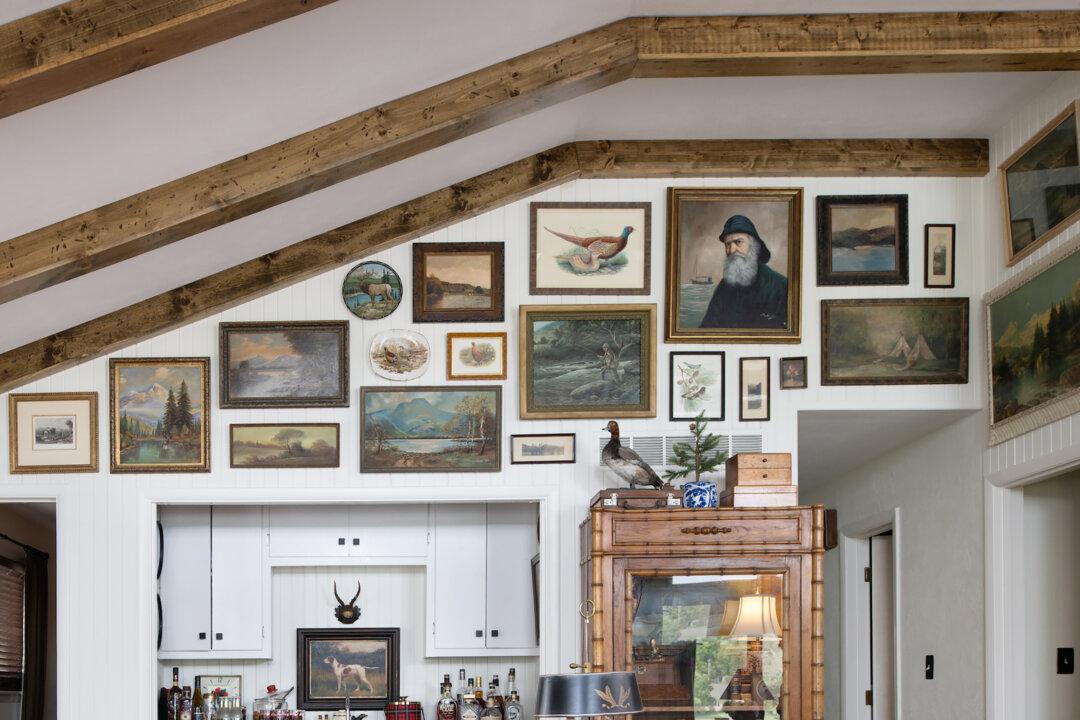 Discover the Timeless Charm of a New Traditional Lake House