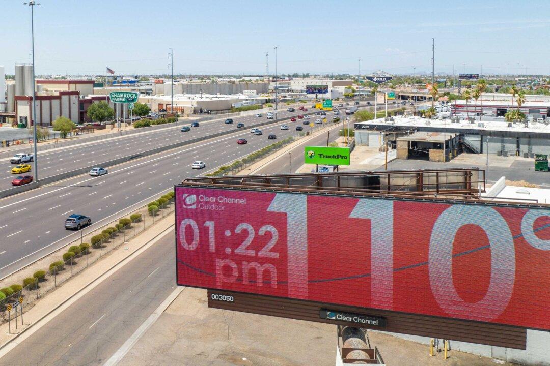 Extreme Heat Wave Prompts Statewide Emergency in Arizona