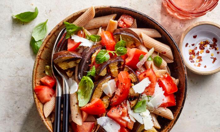 Simplify Your Dinner With Grilled Eggplant and Tomato Pasta