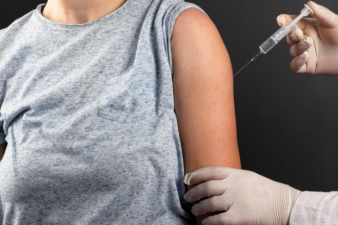 Santa Clara University Students Must Take COVID Vaccines or Withdraw