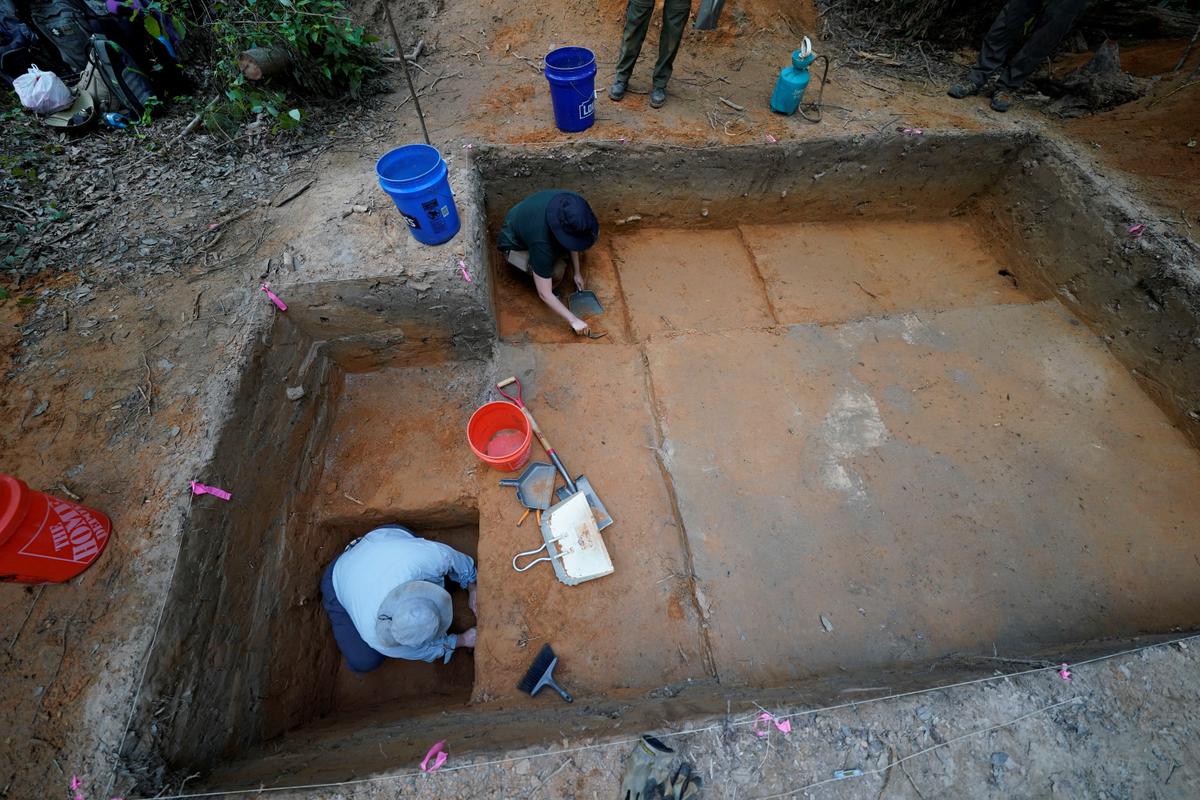 Archaeologists in Louisiana Save Artifacts 12,000 Years Old From Natural Disasters and Looters