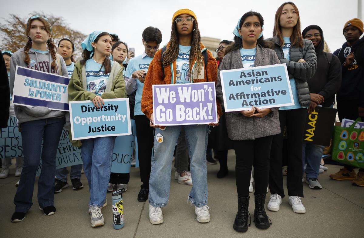 More Than 408,000 Illegal Immigrants Enrolled in US Colleges: Report