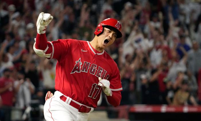 Ohtani Ties Score With 35th Homer, Angels Beat Yankees 4–3 in 10 Innings