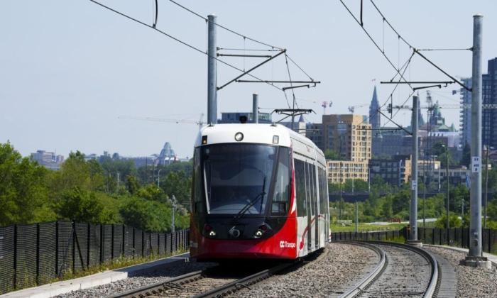 Ottawa’s Troubled Light-Rail Train Service Remains Closed After yet Another Shutdown